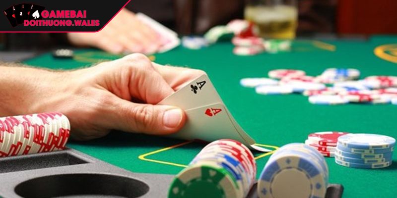Bộ Bài Poker Tìm Hiểu Thông Tin Cần Biết Cho Người Chơi Mới 1 Khái quát thông tin cơ bản về bộ bài Poker